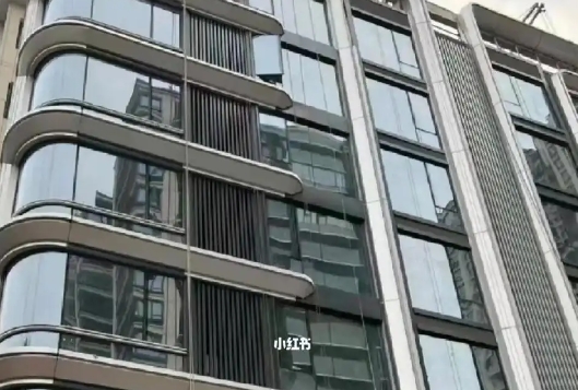 新疆玻璃幕墙室内外队伍